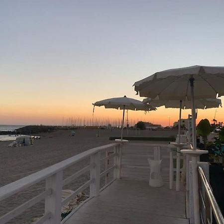 Bilocale A Due Passi Dal Porto E Dal Mare Apartment Lido di Ostia Exterior photo