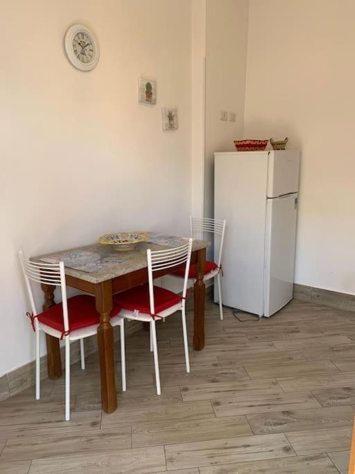 Bilocale A Due Passi Dal Porto E Dal Mare Apartment Lido di Ostia Exterior photo