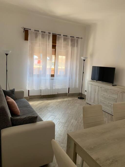 Bilocale A Due Passi Dal Porto E Dal Mare Apartment Lido di Ostia Exterior photo